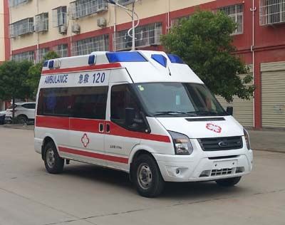 CLW5041XJHJX6型救護車圖片