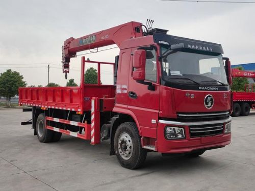 CLW5183JSQ6SZ型隨車起重運輸車圖片